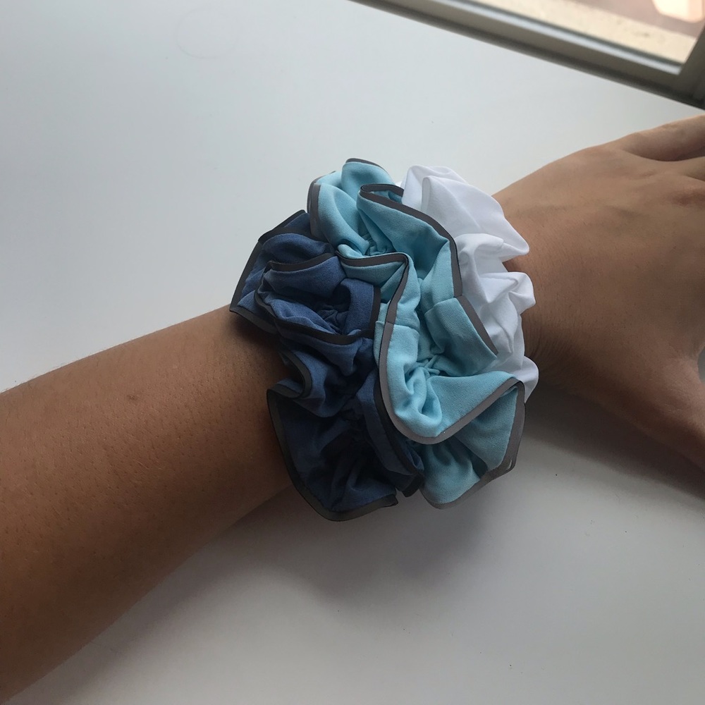 🎉🎉BRAND NEW lululemon scrunchies!!!